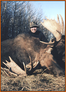 Eric Liebert with 51" Canadian Moose